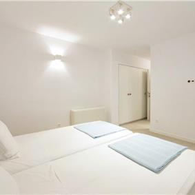 5 bedroom villa with pool near Aliki, Paros, sleeps 10